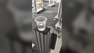 ประตูควบคุมความเร็วด้วยมอเตอร์ไร้แปรงถ่านช่วยให้เข้าถึงได้รวดเร็วโดยไม่กีดขวางผู้คน