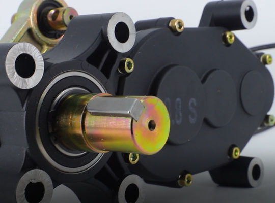 ซื้อ 0.3s-0.8s 1.5kgf.M กลไกการแกว่งประตู 1500r / นาทีส่วนประกอบการเคลื่อนไหวของประตูกั้น การผลิตออนไลน์